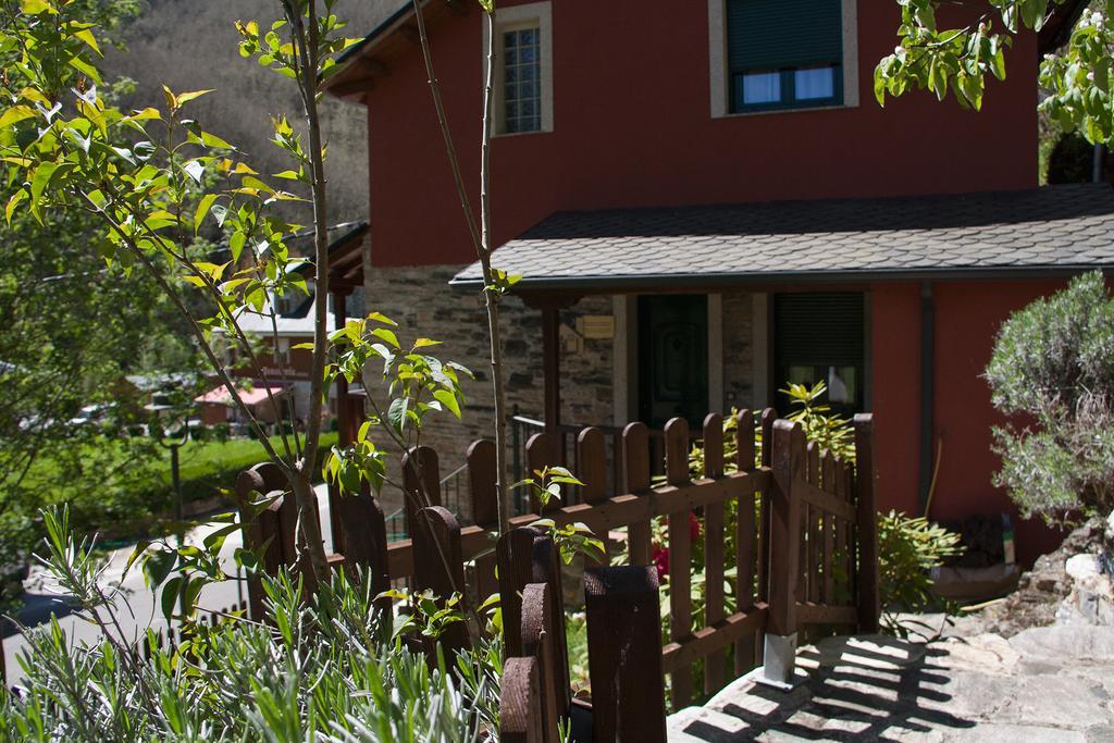 Hostal El Recanto Vega de Valcarce Luaran gambar